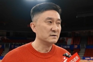 欧亿体育平台-杜锋谈G2：还是立足自身 把G1不好的地方明确 知道自身优势和不足